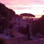 度假居 Mes Maisons A La Pinede